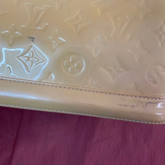 Louis Vuitton Vernis Alma - Picture 5 of 9